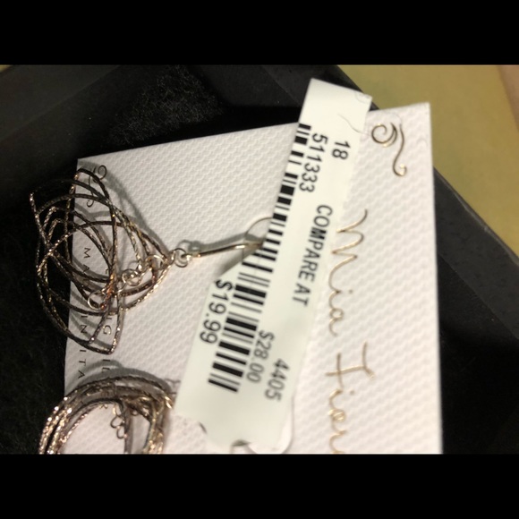 Mia Fiore sterling silver earrings, new - Picture 2 of 2